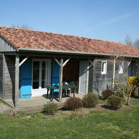 Terres De France - Natura Resort Pescalis Moncoutant Exterior foto