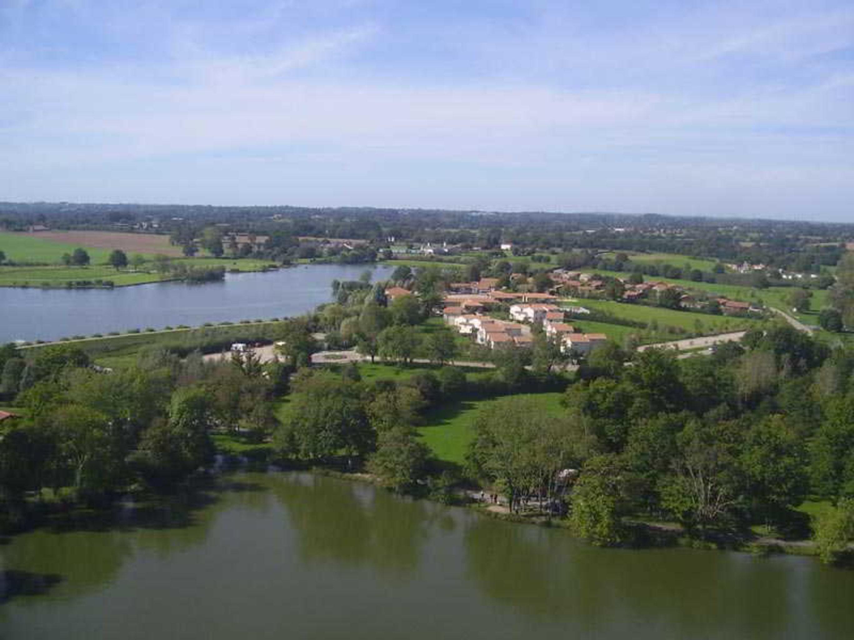 Terres De France - Natura Resort Pescalis Moncoutant Exterior foto